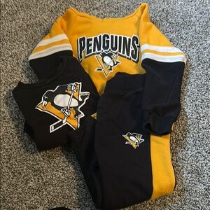 Yellow and Black Sweatshirts & Hoodies